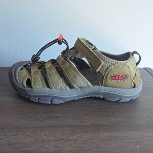 Keen Newport Size 6 Olive and Orange Water Hiking Washable Sandals